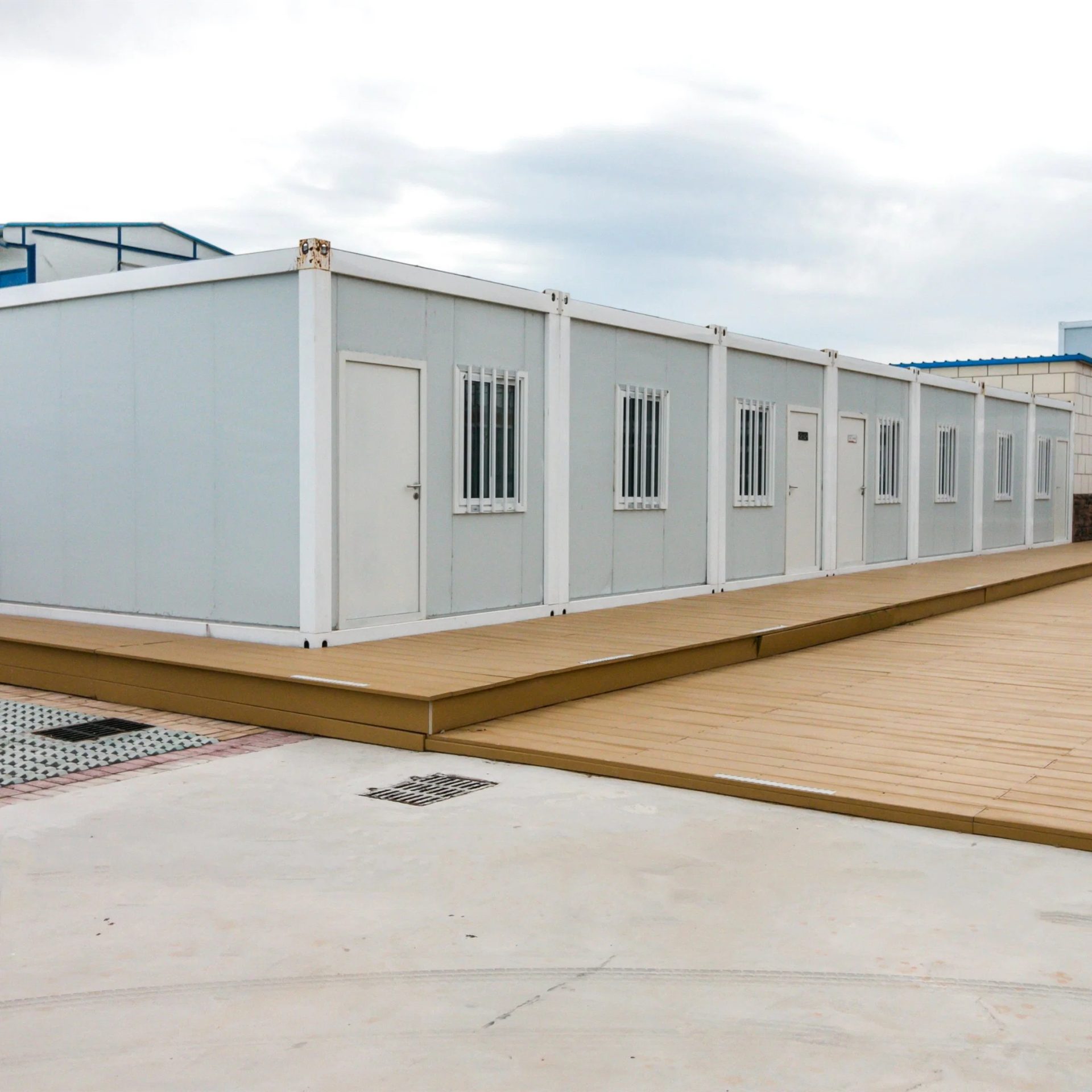 Construction Site Prefab Container Dormitory With Photovoltaic Solar Energy System